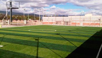 césped sintético deportivo